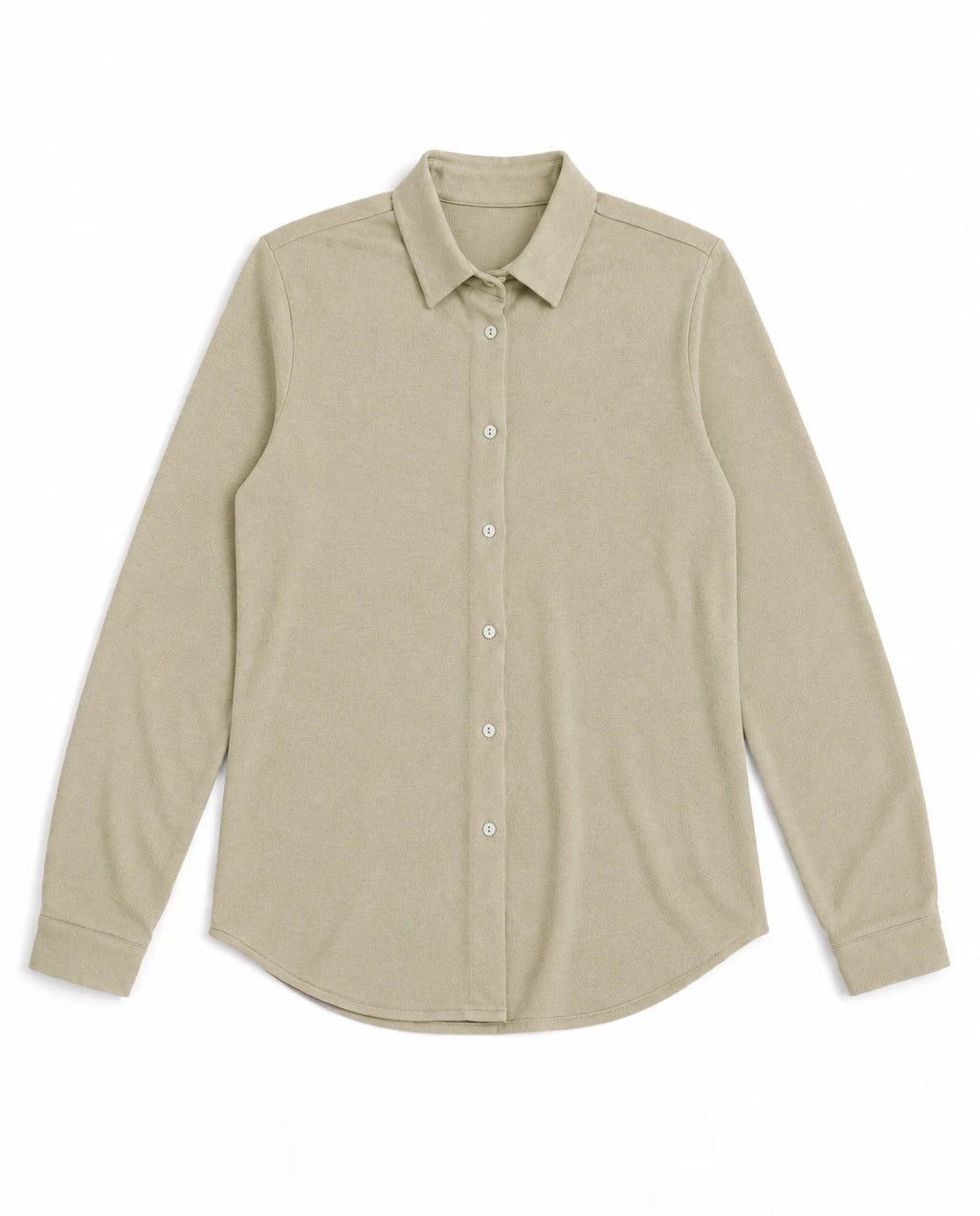 Camisa básica de punto crema con cuello camisero y botones, manga larga