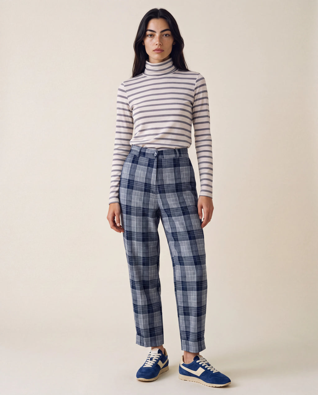 Pantalón globo de cuadros jacquard azules y grises, tiro medio con bolsillos