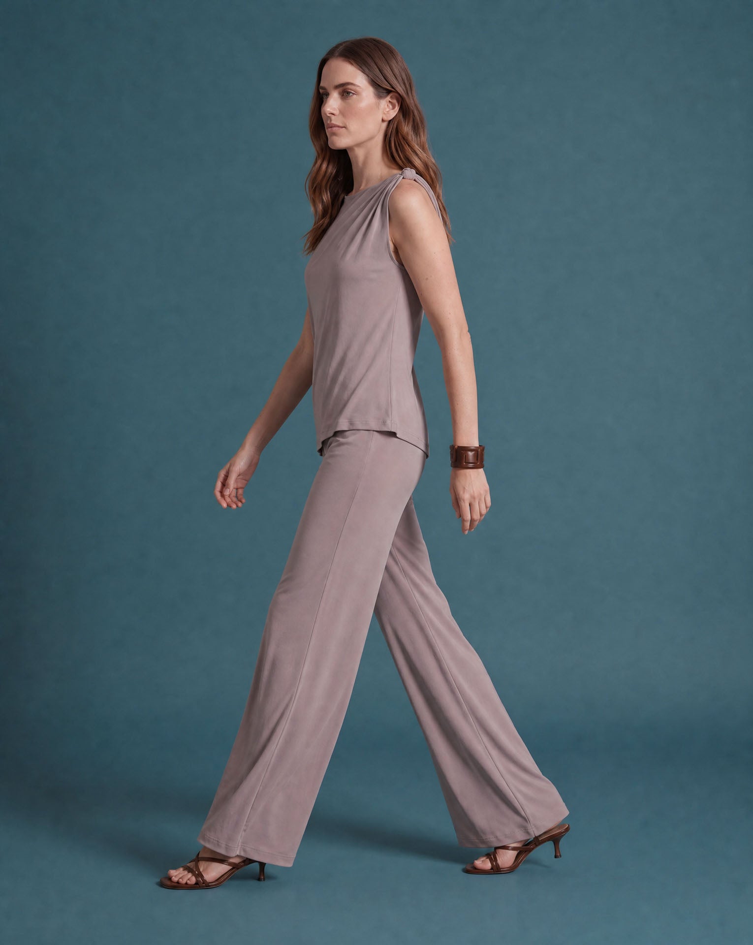 PANTALON FLARE PUNTO SEDA