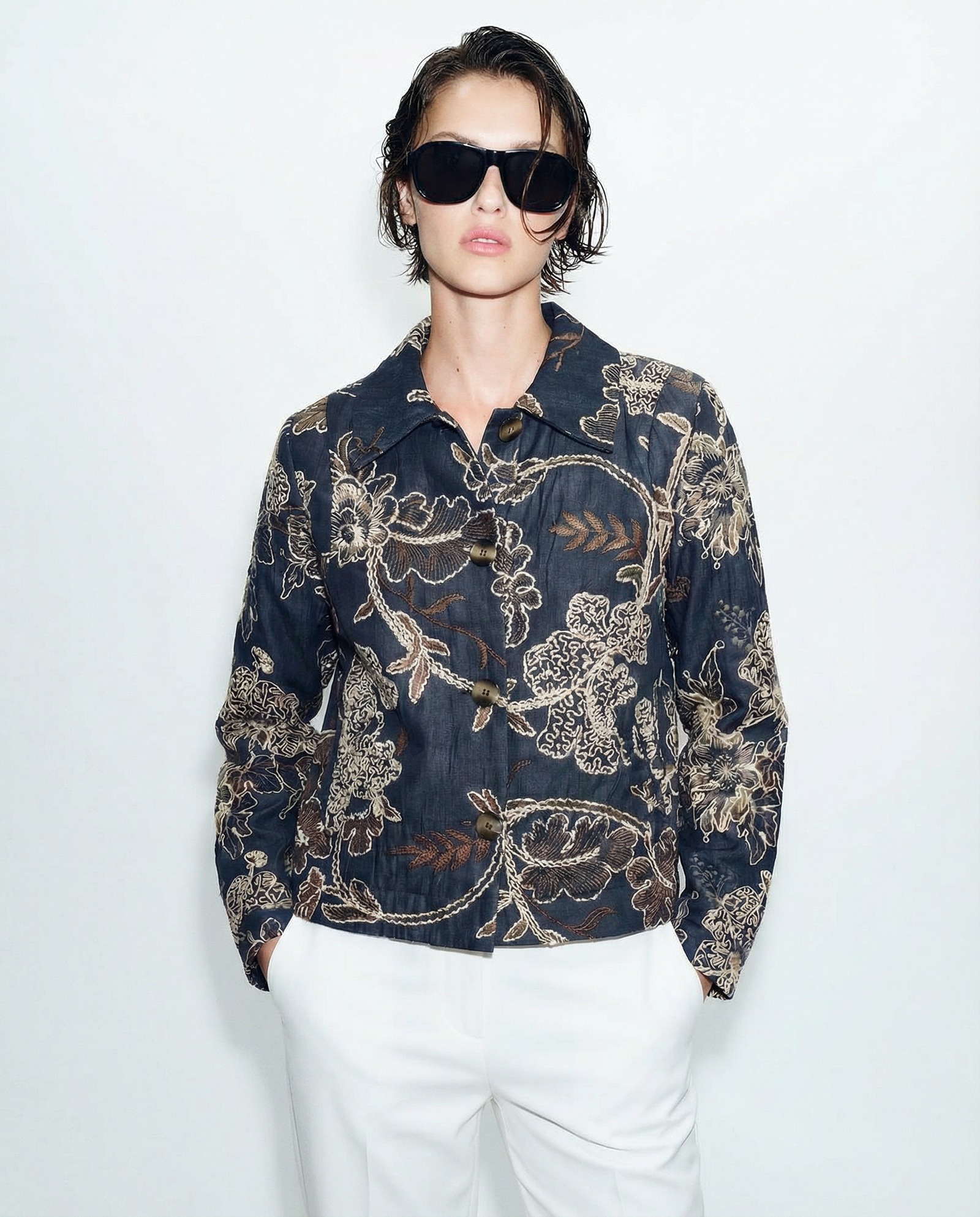 EMBROIDERED DENIM JACKET