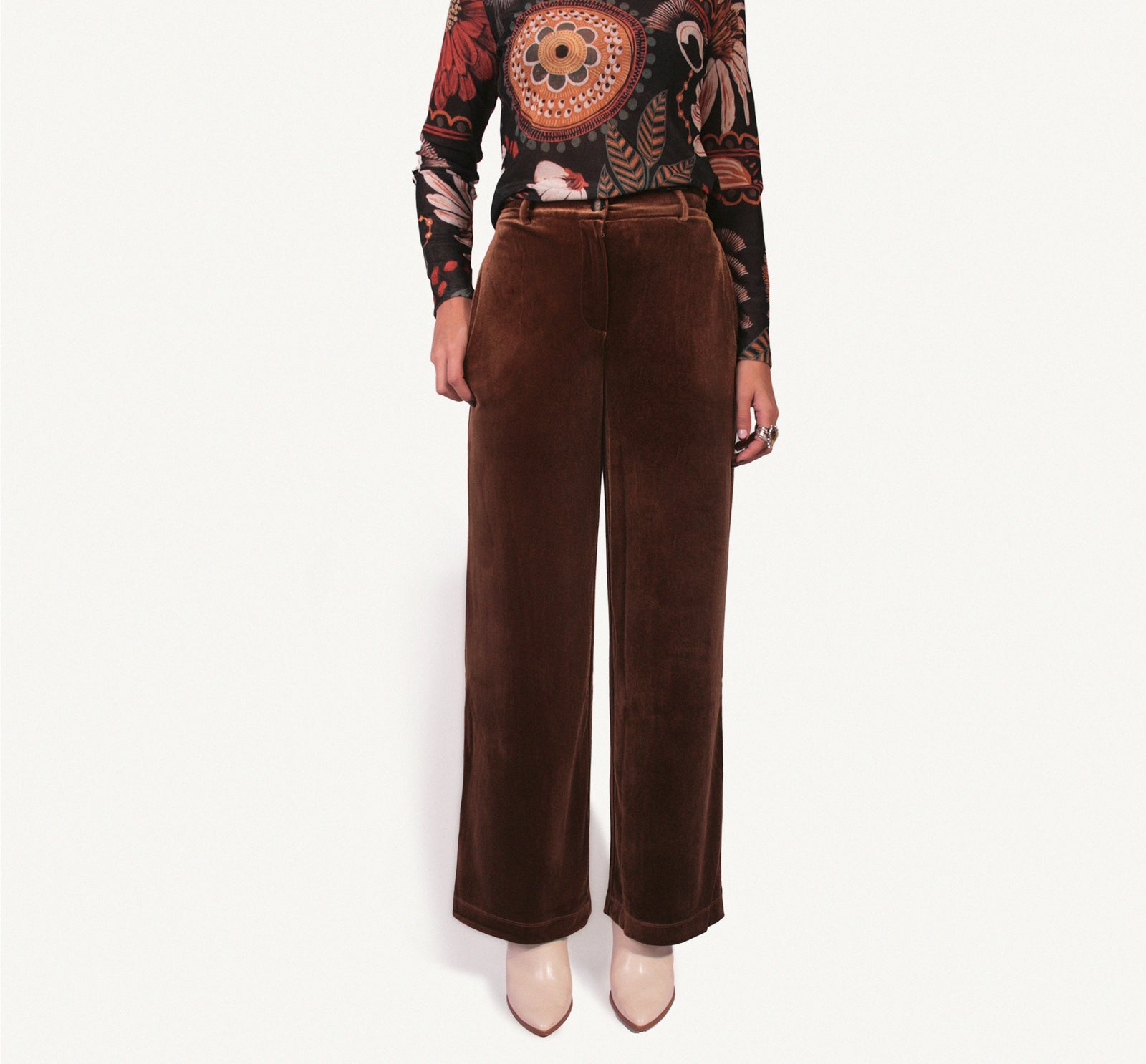 pantalon terciopelo nata