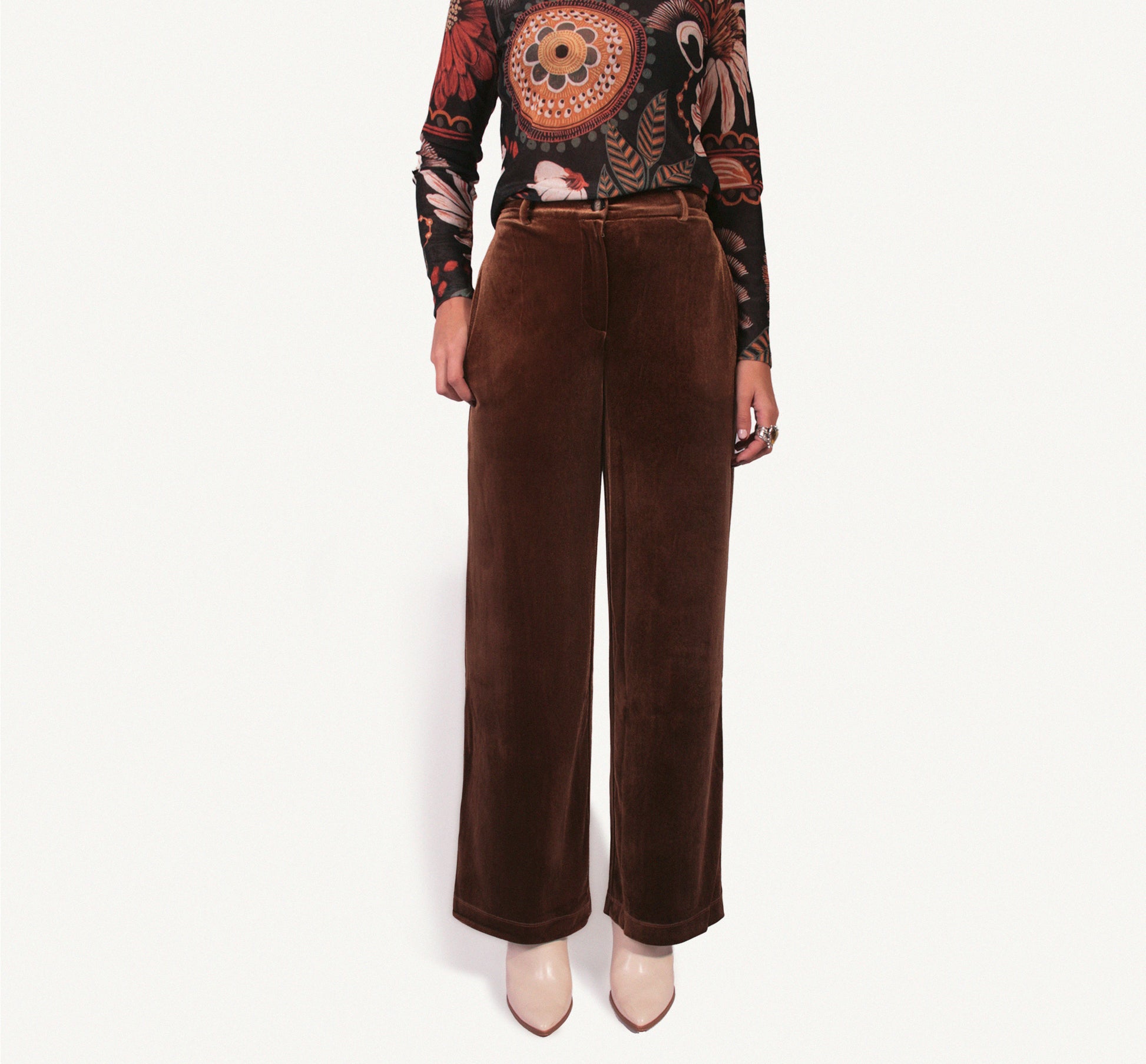 pantalon terciopelo nata